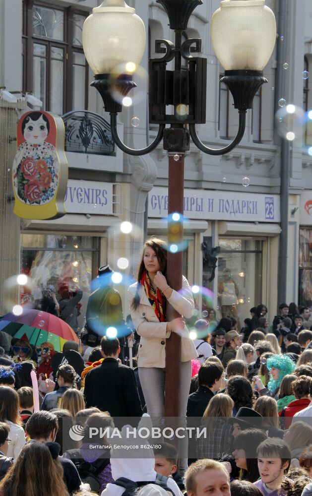Парад мыльных пузырей на Старом Арбате