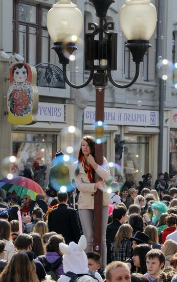 Парад мыльных пузырей на Старом Арбате