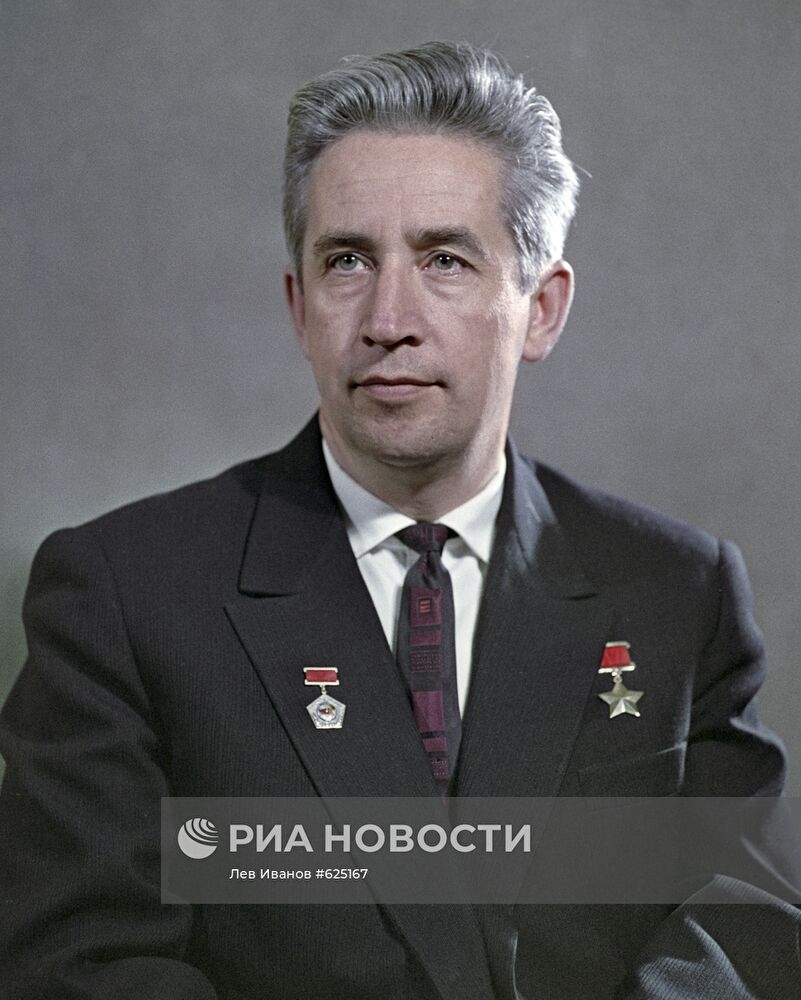 Лпетчик-космонавт СССР Константин Феоктистов