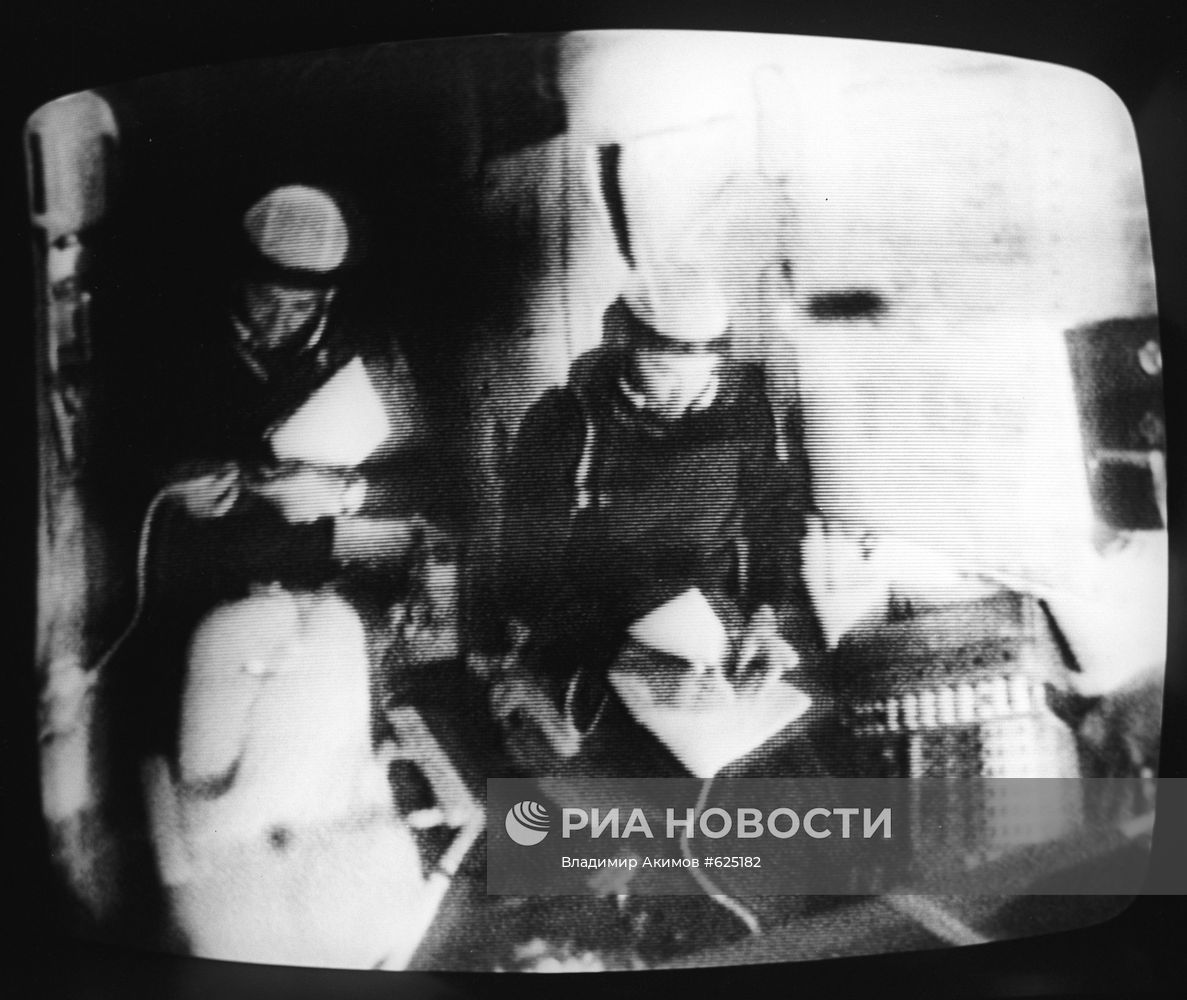 Научная орбитальная станция "Салют"