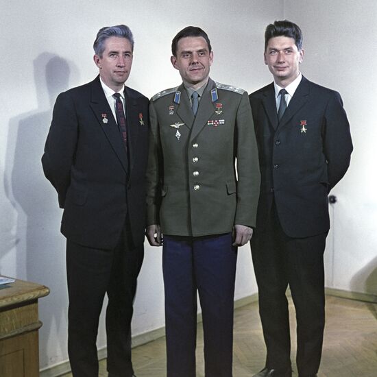 Константин Феоктистов, Владимир Комаров и Борис Егоров