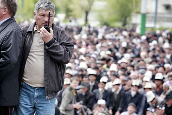 На митинге сторонников Курманбека Бакиева