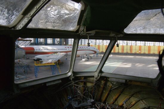Польский правительственный самолет ТУ-154 на ОАО "Авиакор"