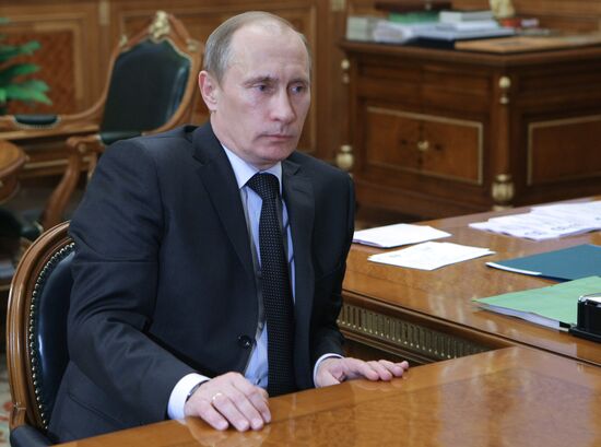 Владимир Путин провел рабочую встречу с Германом Грефом