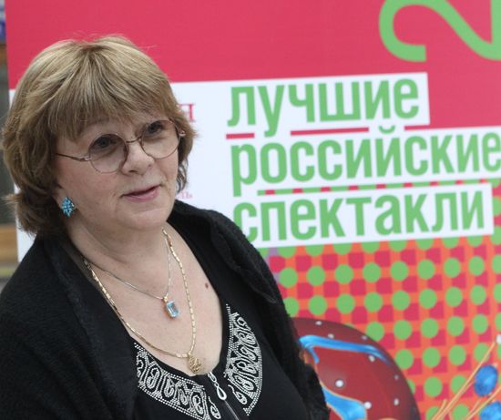 Алла Сурикова
