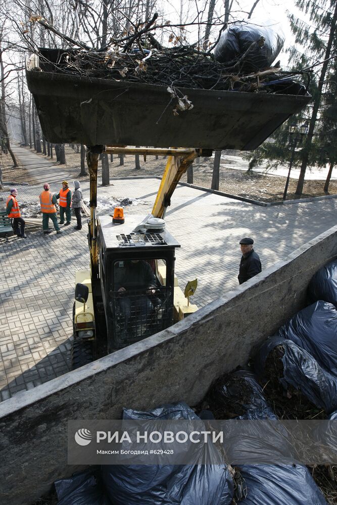 На общегородском субботнике в Казани