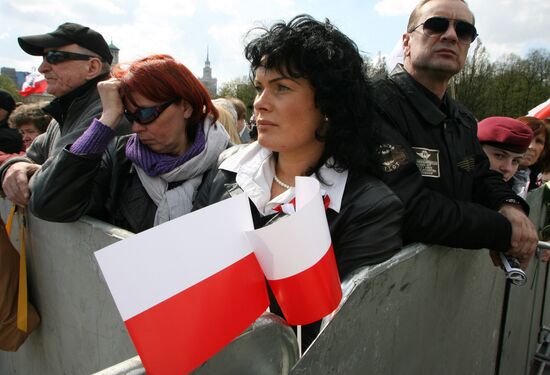 Прощание в Варшаве с жертвами авиакатастрофы под Смоленском