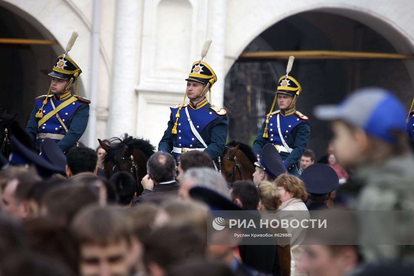 Выступления президентского полка на соборной площади