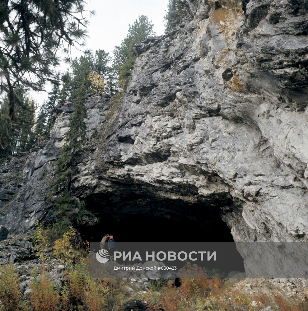 Пещера на территории Печоро-Илычского заповедника