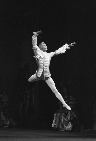 Вариации принца Дезире из балета "Спящая красавица"