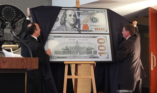 Презентация новой 100-долларовой банкноты в Москве