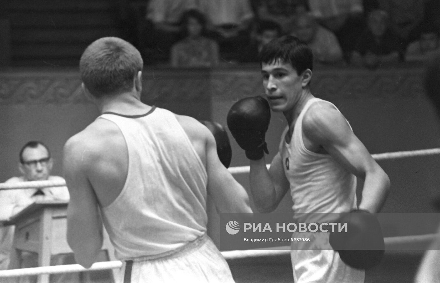 Боксеры В.Судаков и А.Лебедев
