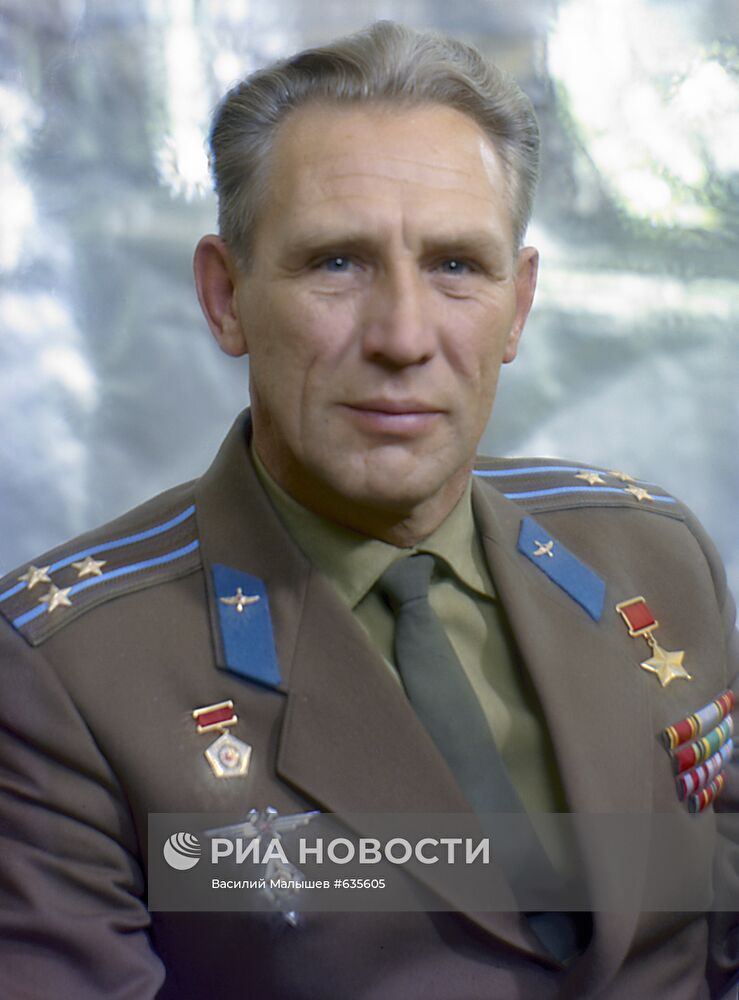 Лев Демин