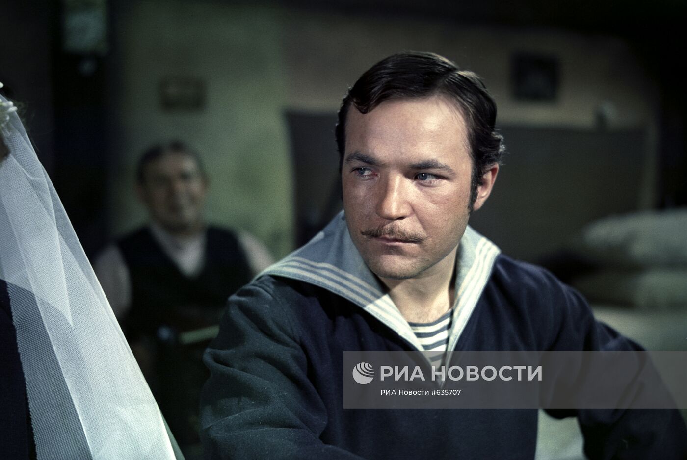 Кадр из кинофильма "Директор"