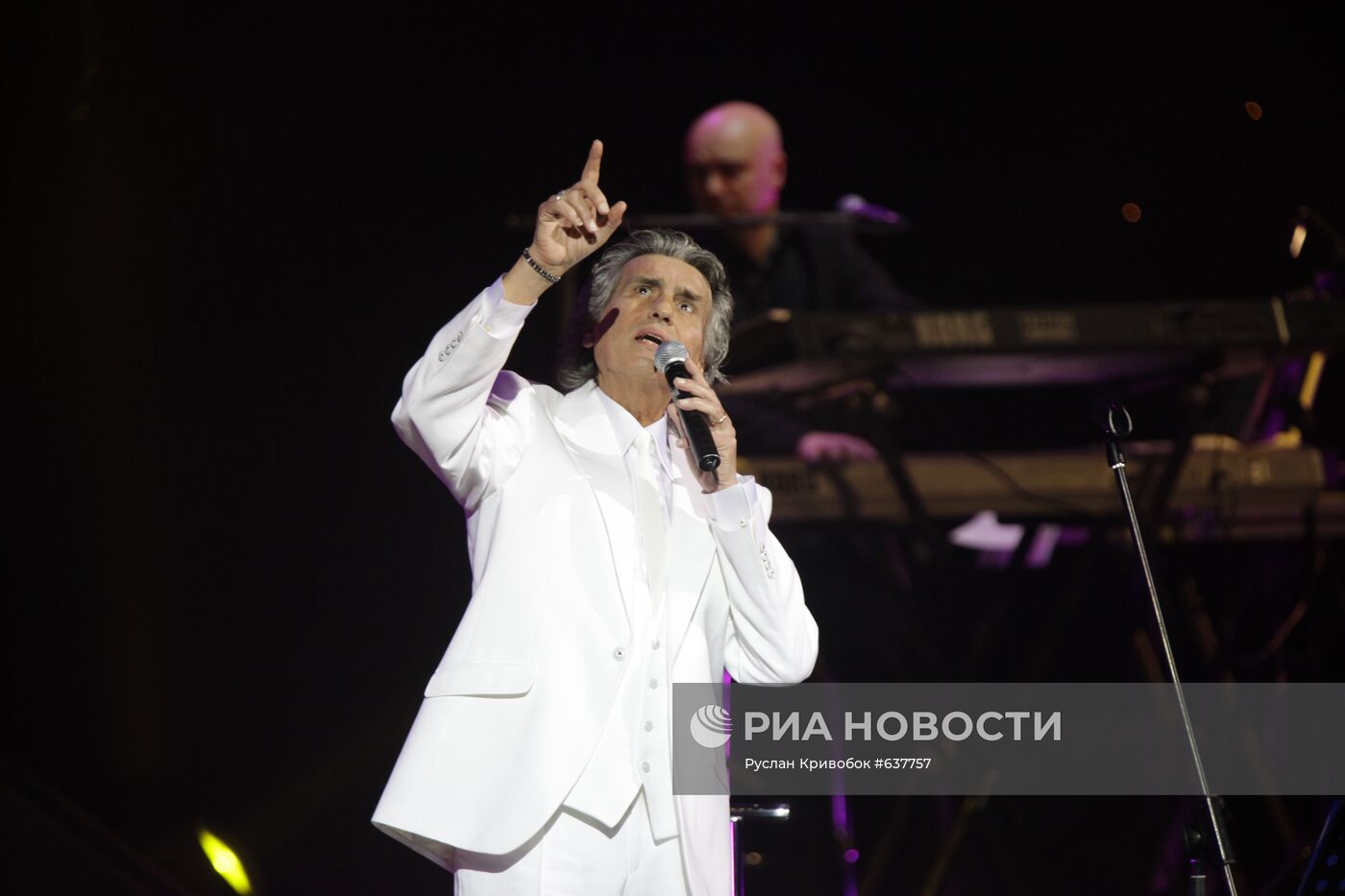 Концерт Тото Кутуньо