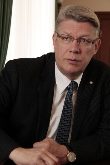 Президент Латвии Валдас Затлерс