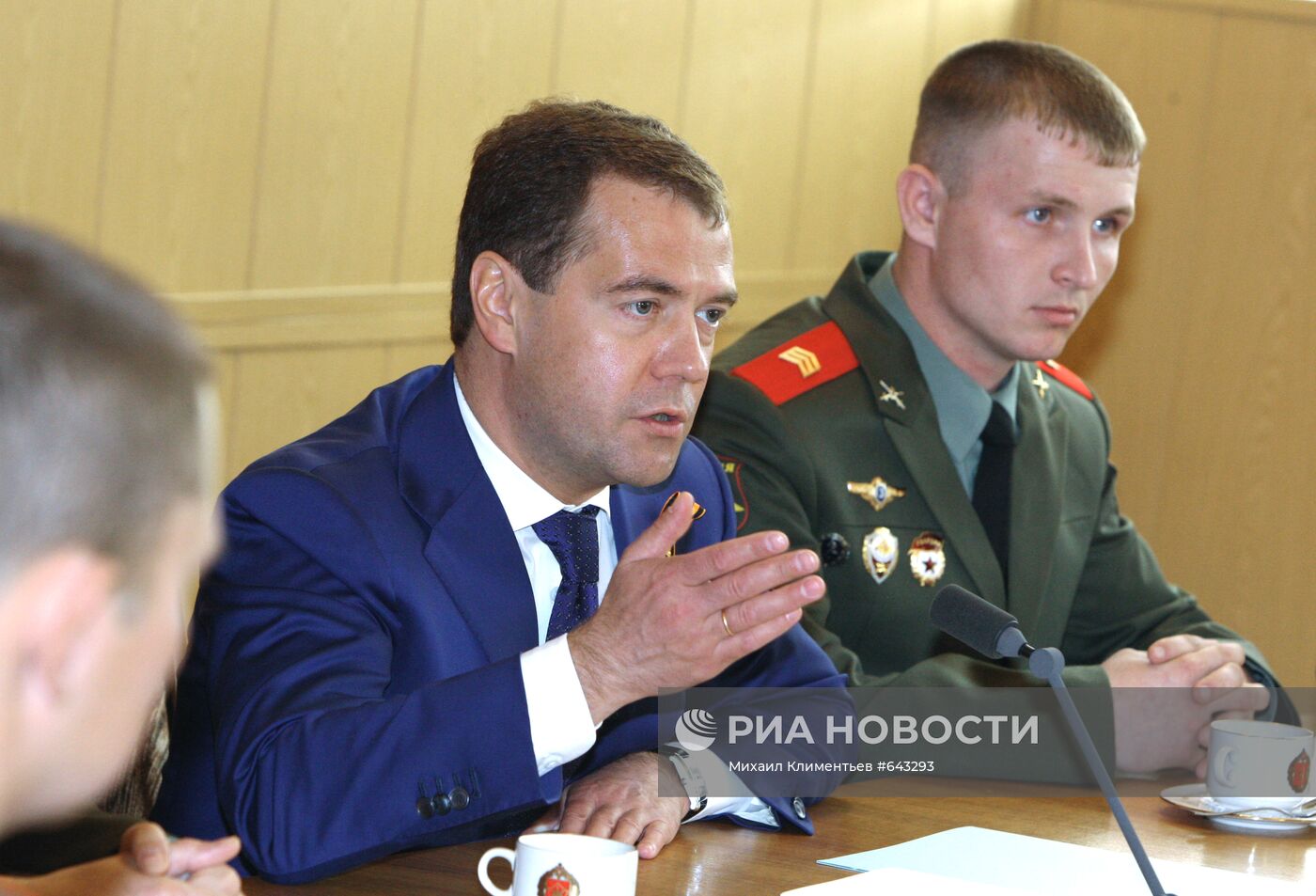 Д.Медведев посетил Таманскую мотострелковую бригаду