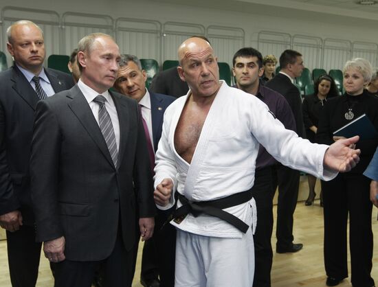 Владимир Путин посетил Дворец единоборств в Казани