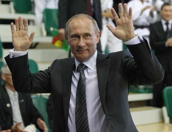 Владимир Путин посетил Дворец единоборств в Казани