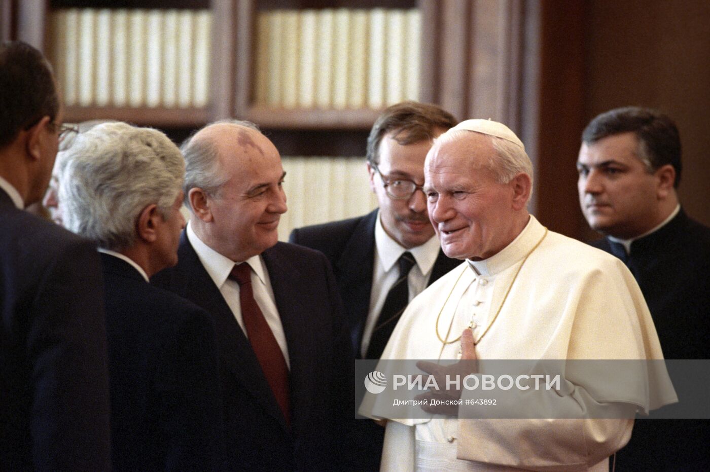 М.С. Горбачев, папа Иоанн Павел II