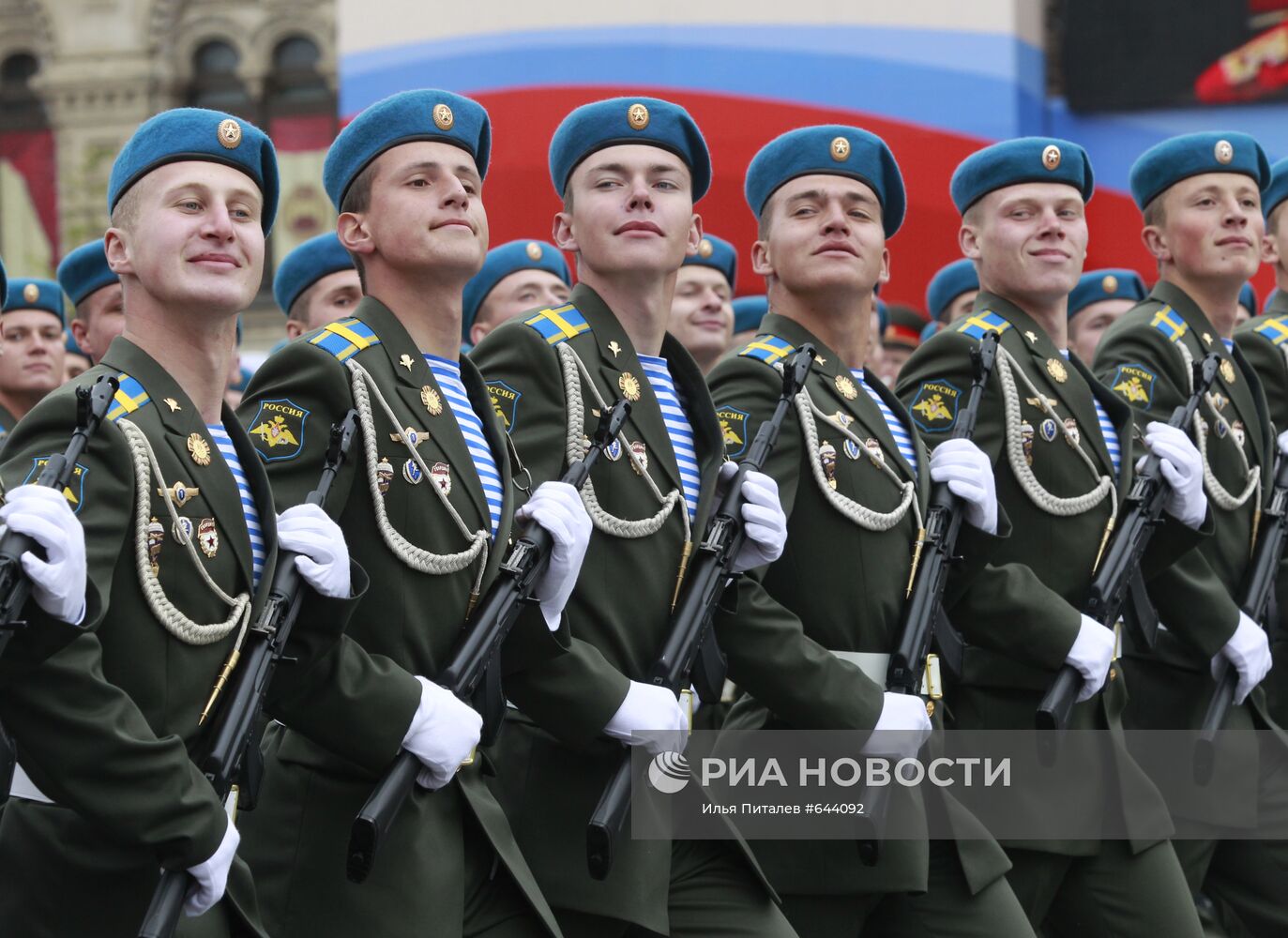 Участники генеральной репетиции парада Победы