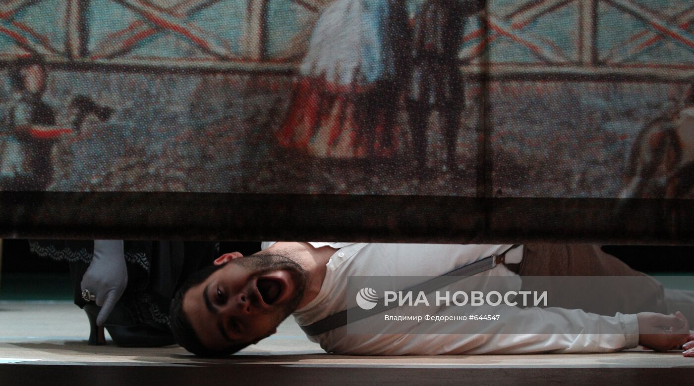 Пресс-показ спектакля "Бешеные деньги" в Театре имени А. Пушкина