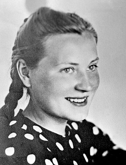 Ординарец секретаря подпольного райкома партии Нина Исакова