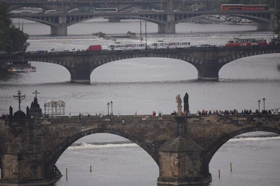 Вид на Карлов мост в Праге