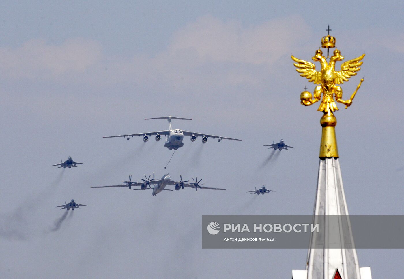 Военный парад, посвященный 65-летию Победы в ВОВ