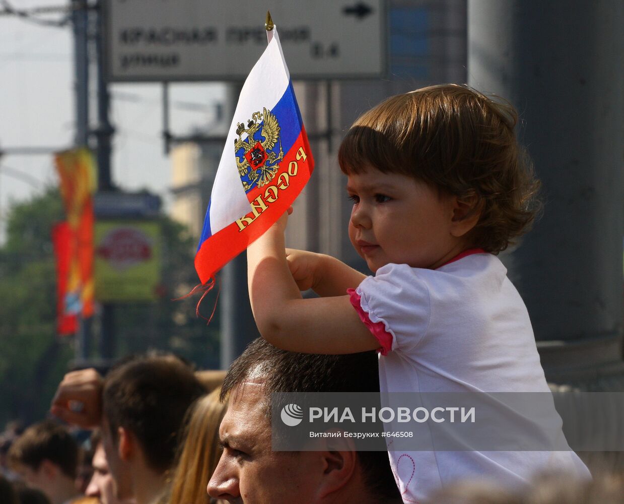 Проход боевой техники по центру Москвы