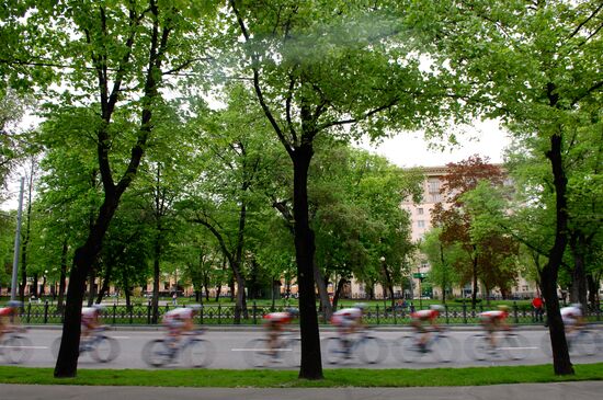 Участники велогонки "Пять колец Москвы"