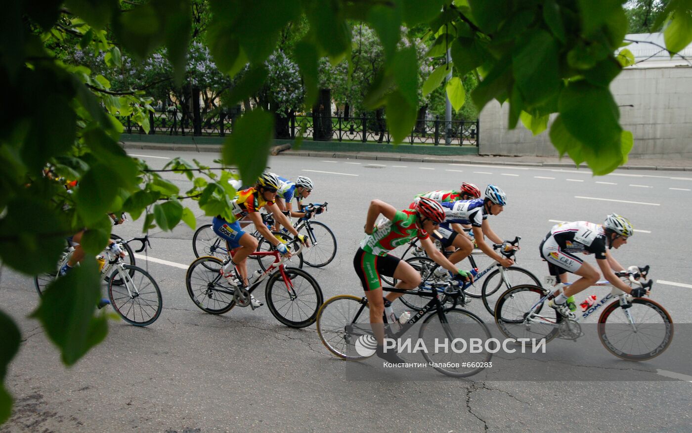 Участники велогонки "Пять колец Москвы"