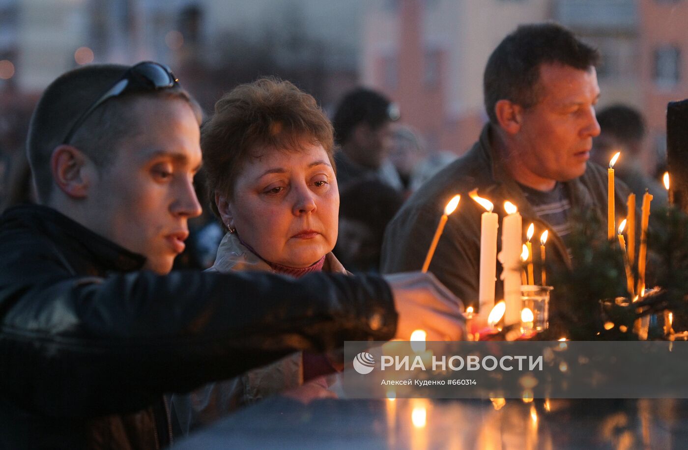 Жители Междуреченска зажигают свечи