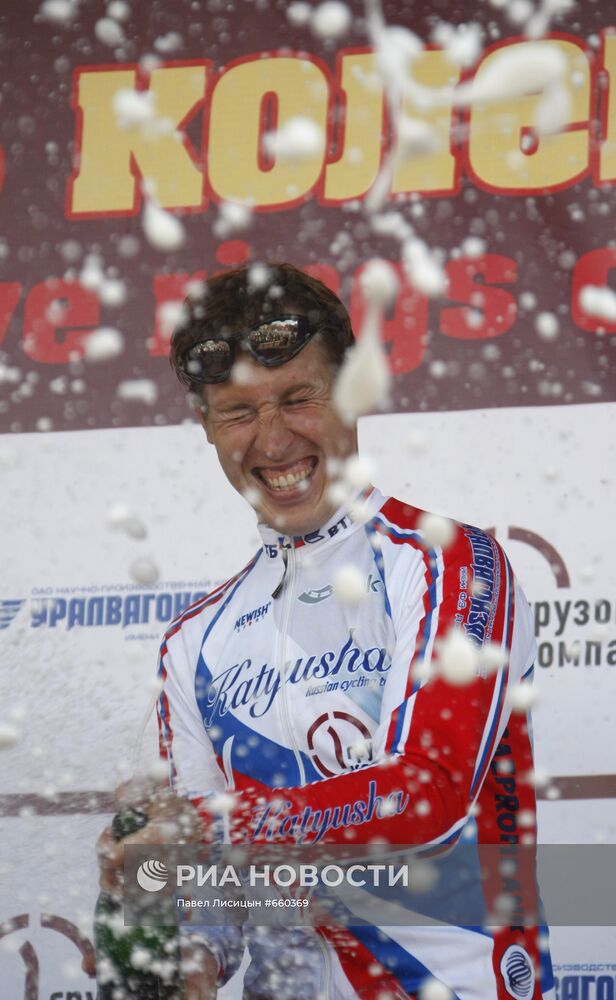 Победитель велогонки в последнем этапе Борис Шпилевский