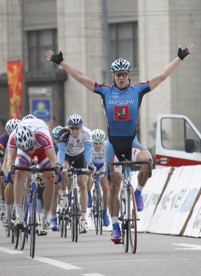 Последний этап велогонки "Пять колец Москвы"