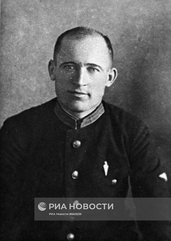 Летчик Александр Петрович Мамкин