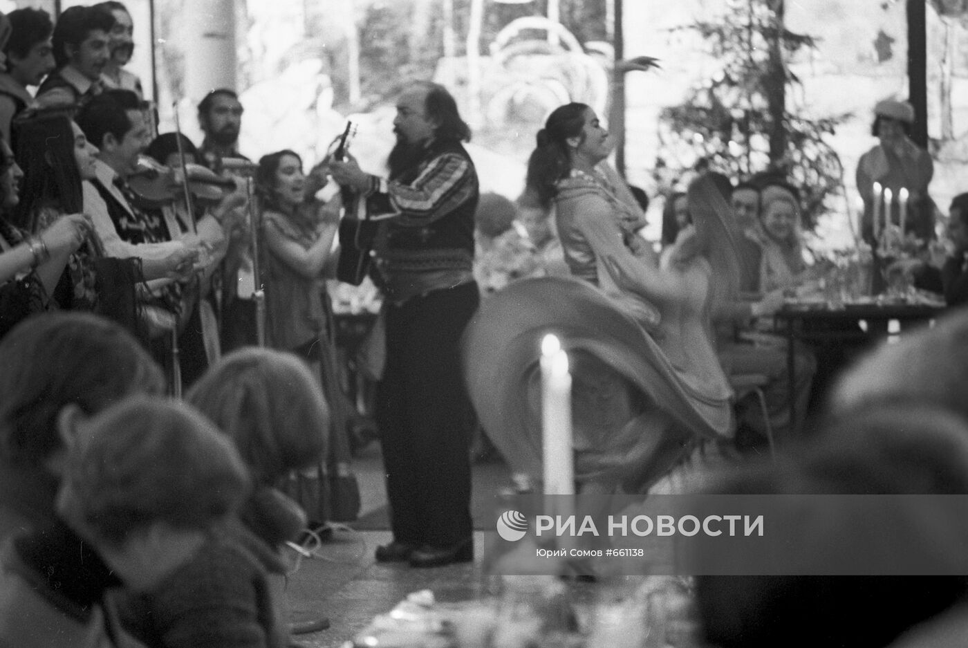 Новый год в кафе