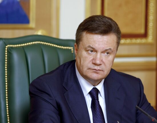 В.Янукович провел заседание комитета по подготовке к ЕВРО-2012