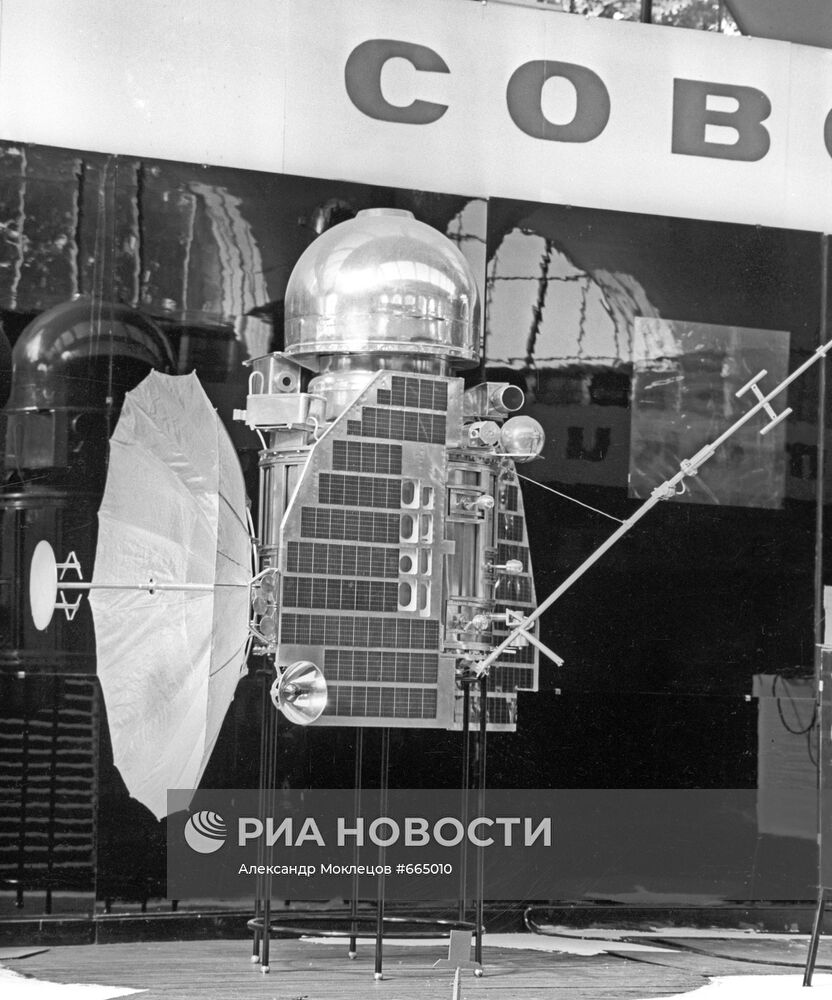 Макет автоматической станции "Венера-I"