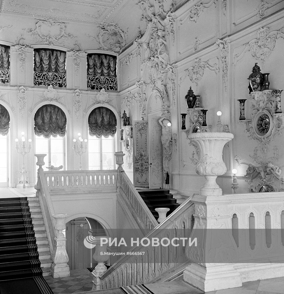 Парадная лестница в Екатерининском дворце