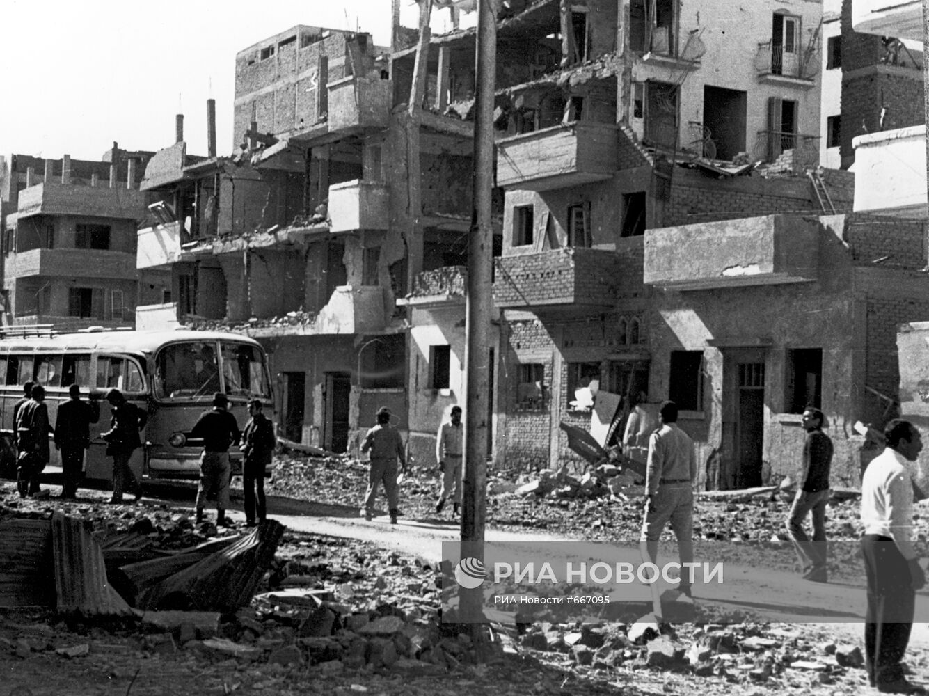 Город Суэц после бомбардировки