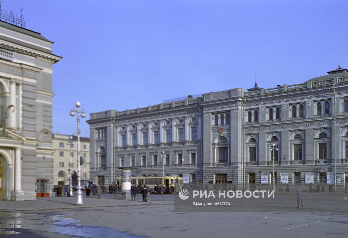 Здание консерватории имени Н.А. Римского-Корсакова