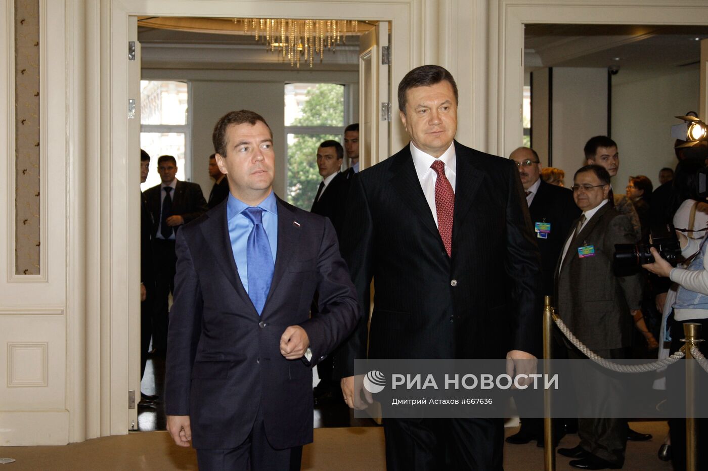 Официальный визит Дмитрия Медведева на Украину. 2-й день