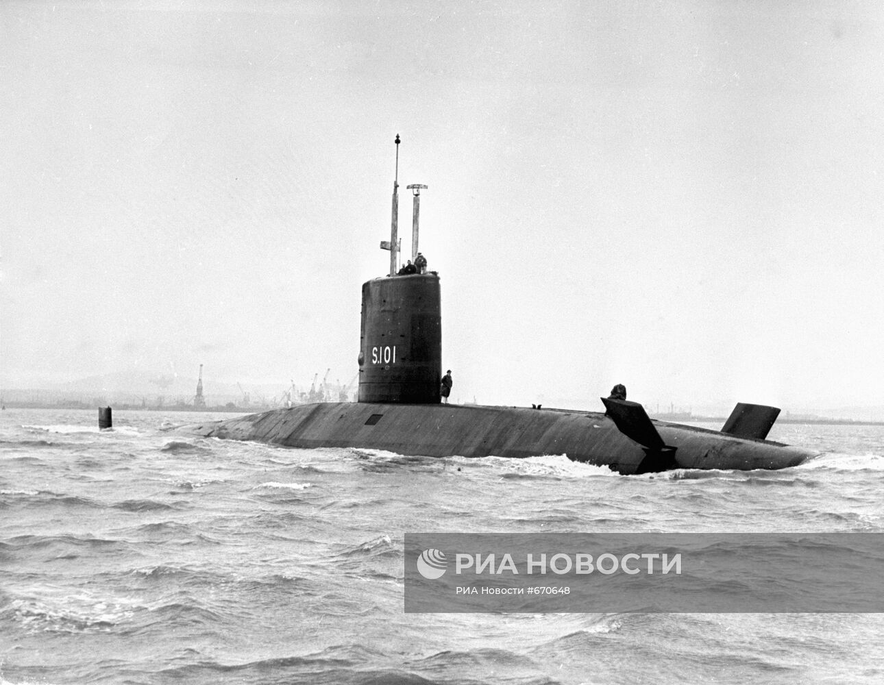 Первая английская атомная подводная лодка