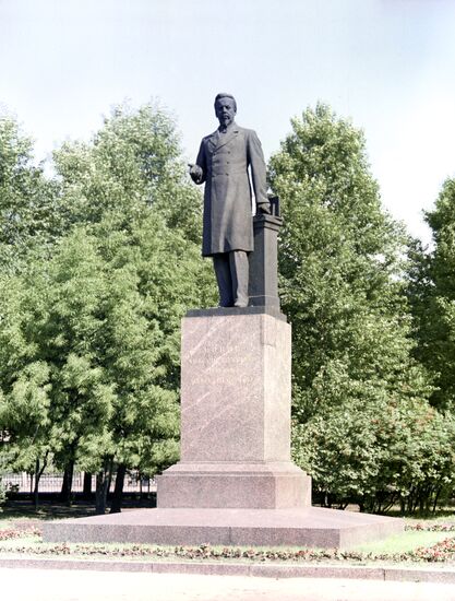 Памятник изобретателю А.С. Попову