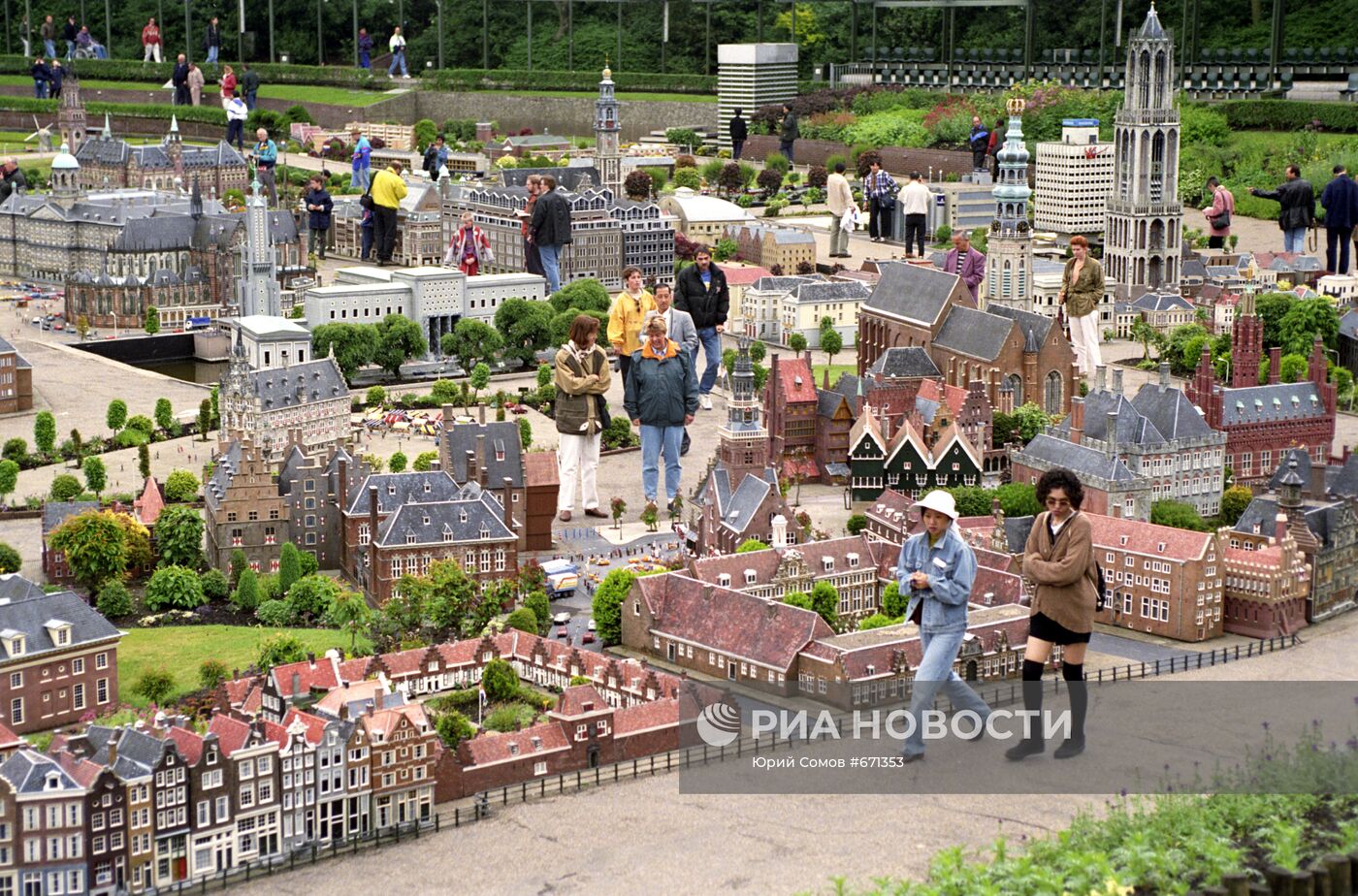 Парк миниатюр Мадюродам в Королевстве Нидерландов