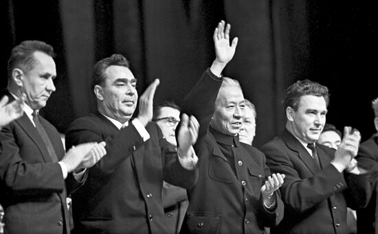 Митинг советско-китайской дружбы