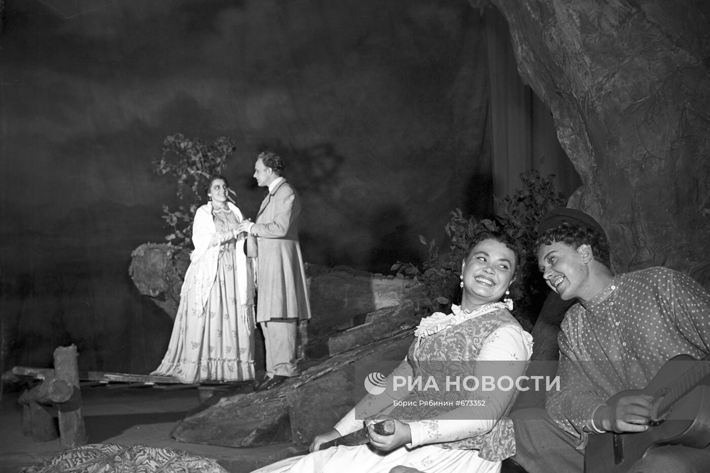 Сцена из 3-го акта драмы "Гроза"