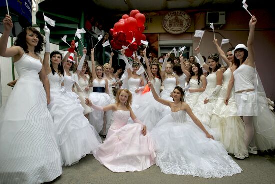 "Карнавал невест" в Ставрополе