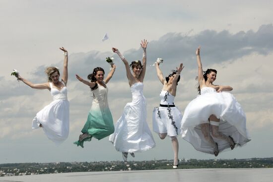 "Карнавал невест" в Ставрополе